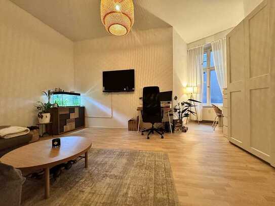 Bezugsfreie 2-Zimmer-Altbauwohnung im Rudolfkiez - Zentral, charmant in Friedrichshain