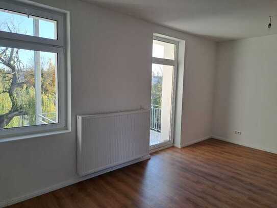 Erstbezug nach Kernsanierung! 3 Zimmer, 75 m², Balkon, Wärmepumpe