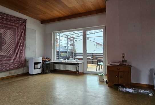 Suche Mieterin für Hausgemeinschaft