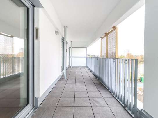 *TOPLAGE* 2-Zi.-Wohnung auf 70 m² inkl. Balkon im "Sky and Water* *ERSTBEZUG*