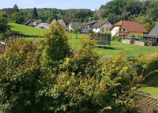 3-Zimmer-Dachgeschosswohnung mit Loggia und EBK in Remagen-Unkelbach