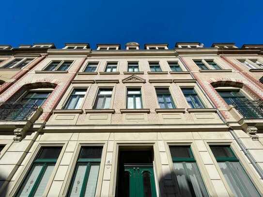 Dresden-Mickten: Altbauwohnung mit Balkon!