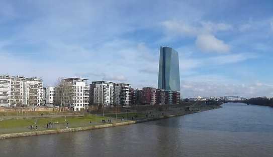 Wohnen am Fluss - Sehr schöne moderne 3-Zimmer Wohnung am Frankfurter Mainufer im Ostend Nähe EZB