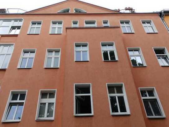 Schöne möblierte 2-Zimmer-Wohnung mit offener Einbauküche in Spandau, Berlin