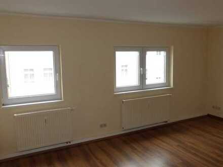Schöne DG 2-Raumwohnung mit EBK in Glauchau