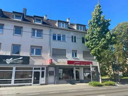Helle 3,5-Zimmerwohnung mit großem Sonnenbalkon und Blick ins Grüne in Bonn-Dottendorf!