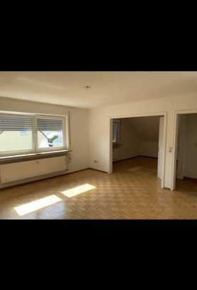 Wohnung 93qm in Hüttlingen zu verkaufen.