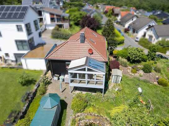 Was für ne Aussicht ! Freist. Walmdachbungalow Fernblick-Wintergarten, erweiterbar auf 140 m² Wfl.