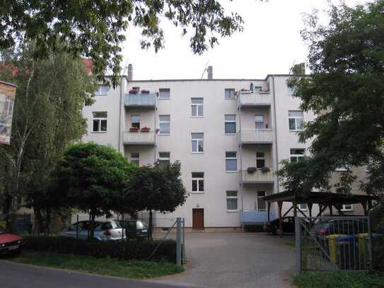 sanierte 3-Zimmer Wohnung in Stadtfeld Ost, mit Balkon