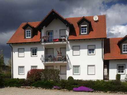 Gepflegte 4-Zimmer-EG-Wohnung mit Terrasse in Schweitenkirchen/Giegenhausen