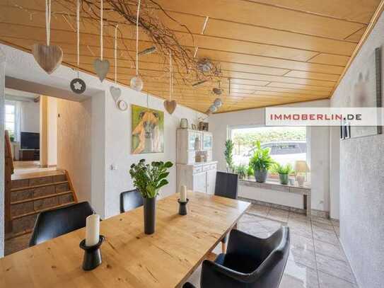IMMOBERLIN.DE - Brillant ausgebautes Haus mit Gartenparadies in harmonischer Lage