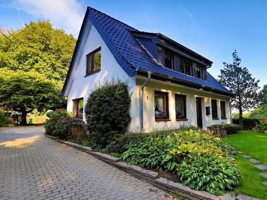 Idyllisches Einfamilienhaus mit Waldzugang und tollem Grundstück in Mittelangeln (Satrup)