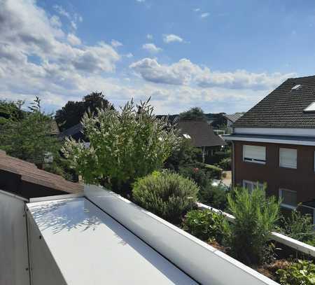 Exklusive, gepflegte 2-Zimmer-Dachgeschosswohnung mit Loggia /Balkon in Münster, Nähe Uni Klinik