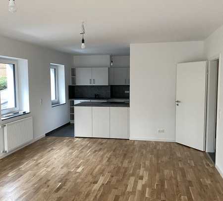 helle 4-Zimmer-Wohnung mit 2 Balkonen im Herzen von Burtscheid