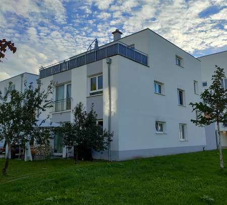 Helle Neubauwohnung mit großer Terrasse provisionsfrei