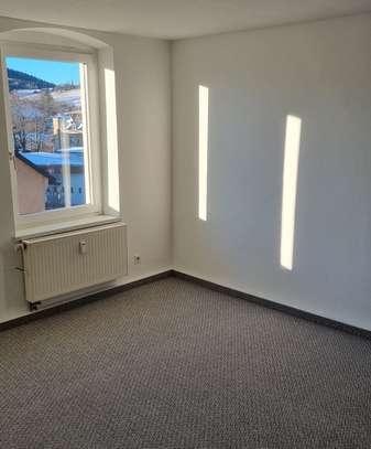 Günstige, sanierte 2-Zimmer-Wohnung in Eibenstock