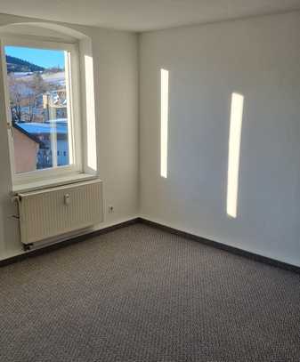 Günstige, sanierte 2-Zimmer-Wohnung in Eibenstock