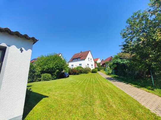 Wohnen im kleinen Haus mit großem Garten in Weitramsdorf