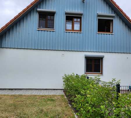 Ansprechendes und modernisiertes 6-Zimmer-Haus als Doppelhaushälfte 25764, Schülp