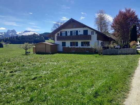 Sonnige 3-Zimmer-Wohnung in Traum Lage mit Bergblick