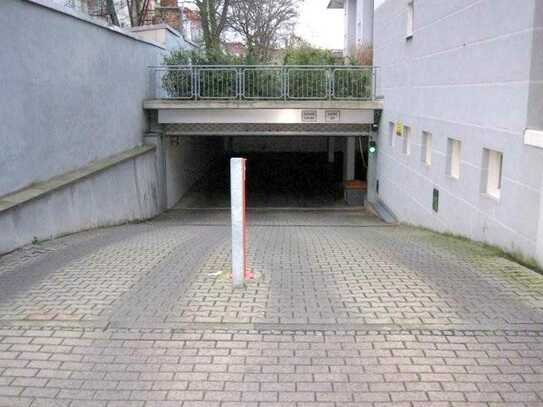 *AKTION* Tiefgaragenstellplatz in Leipzig zu vermieten