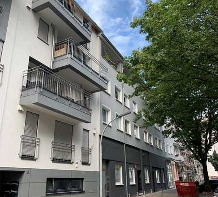 Do- Klinikviertel: Schöne 2,5 Zi.-Whg. + Balkon + Stellplätze + Serviceparket