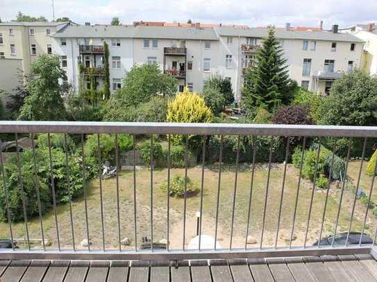 Erstklassige 1-Zimmer-Wohnung mit großzügigem Balkon zu mieten!