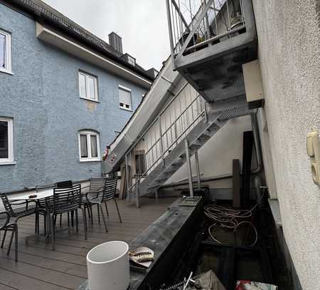 Modernisierte 3-Zimmer-Wohnung mit Balkon und Einbauküche in Dachau! 8000€ Ablöse!