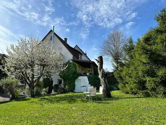 Entdecken Sie Ihr persönliches Idyll: Charmantes Familienhaus in Lenningen