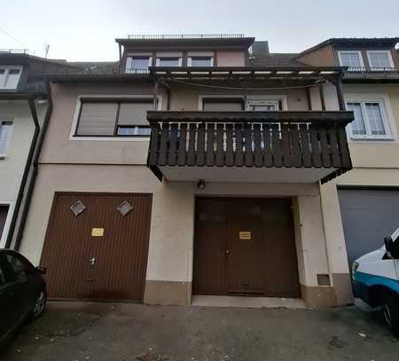 Freudenstädter 2-Familienmittelhaus mit Werkstatt und Garagen nahe Marktplatz