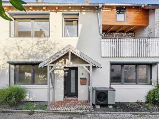 Sehr großzügig und offen geschnittenes Reihendhaus mit riesiger 68m² Ausbaureserve!