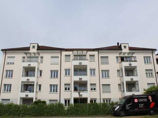 Schöne 3-Zimmer-Wohnung mit Balkon und Einbauküche in Lörrach