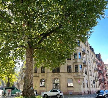 MA-Oststadt : Stilvolle Stadtwohnung in saniertem Stilaltbau