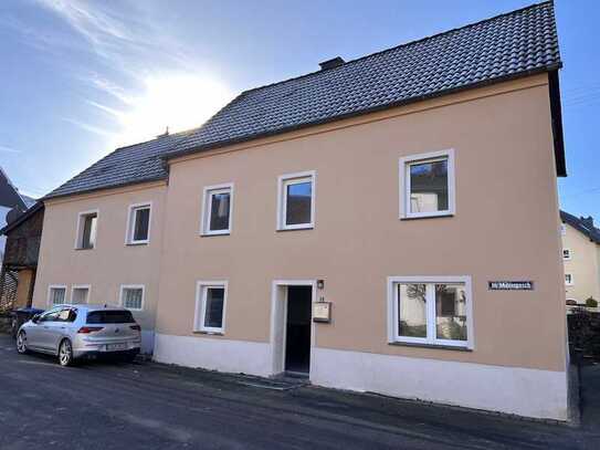 Modernisiertes Einfamilienhaus im beschaulichen Mürlenbach