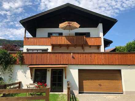 Zweifamilienhaus + Appartement mit Blick auf dem Watzmann in ruhiger Lage von Bischofswiesen