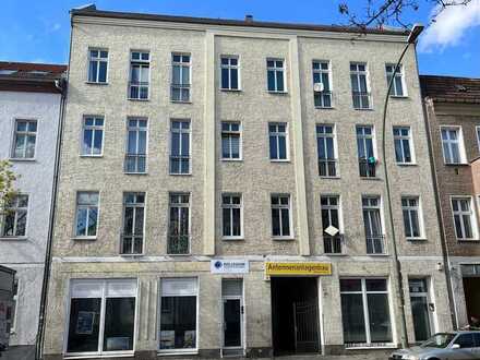 KAPITALANLAGE! 3-Zimmer-Altbau an der Spree