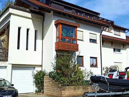 Sonnige 5-Zimmer-Wohnung mit Balkon und Südterrasse in Salach