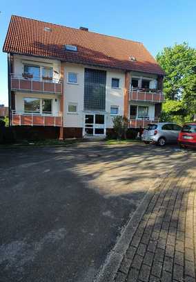 Wunderschöne helle kernsanierte zwei Zimmer Wohnung mit Balkon und Einbauküche