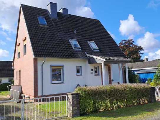 TOP modernisiert, Einfamilienhaus mit ca. 1.500 qm Grst., Winsen-OT Walle, Potential "Baugrundstück"