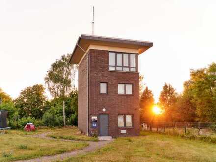 Exklusiv für Startups: Stellwerk als Büroturm im Triple Z, Zeche Zollverein, Schacht 4/5/11