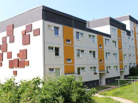 Klein, aber fein! Schick sanierte 2-Raum-Wohnung mit Südbalkon für Kurzentschlossene zum Sofortbezug