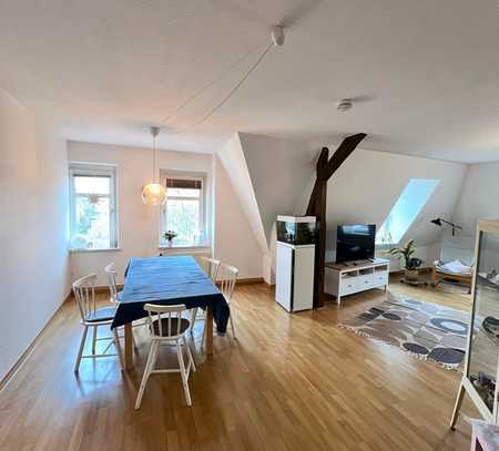 - Exklusive 4-Zimmer-Wohnung im Herzen von Striesen -