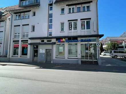 Gut vermietete Büro-/Praxisräume im Zentrum
