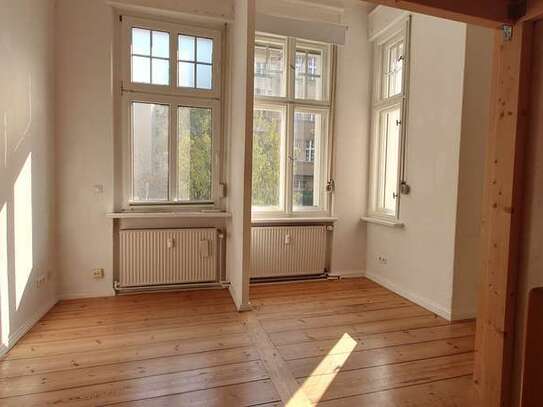 Teilgewerbe: Atelier, Büro, Start-Up,.... Sonnige Altbau-Maisonette Whg. mit EBK u Bad