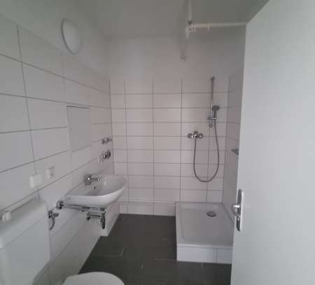 Ansprechende 4-Zimmer-Wohnung mit Duschbad!