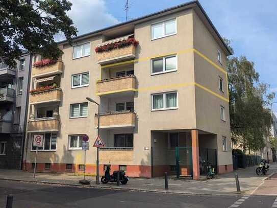 Stilvolle, gepflegte 3-Raum-Wohnung mit Balkon in Berlin Reinickendorf