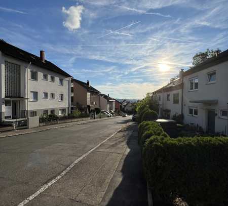 Gut geschnittene 3-Zimmer-Wohnung mit Garage in Altbach – Perfekte Kapitalanlage oder Eigenheim