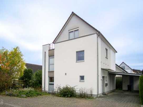 Familienidylle in Limburg-Blumenrod: Großzügiges Einfamilienhaus mit Garten, Terrasse und Carport