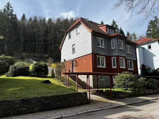 Ansprechende 4-Raum-Hochparterre-Wohnung mit Balkon und Gartenanteil in Ilmenau-Süd am Wald