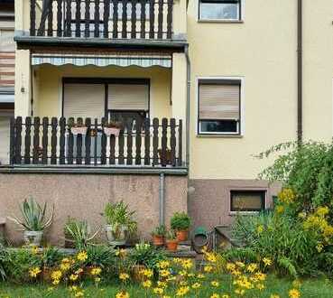 Biete gute Wohngegend, Platz auf 3 Etagen, Garten, Blick von 2 Balkonen ins Grüne!